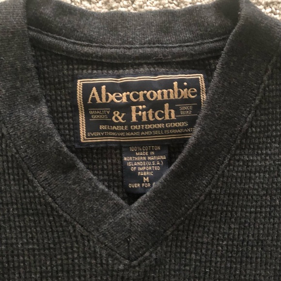 Abercrombie & Fitch V - Neck sweater - Picture 2 of 6